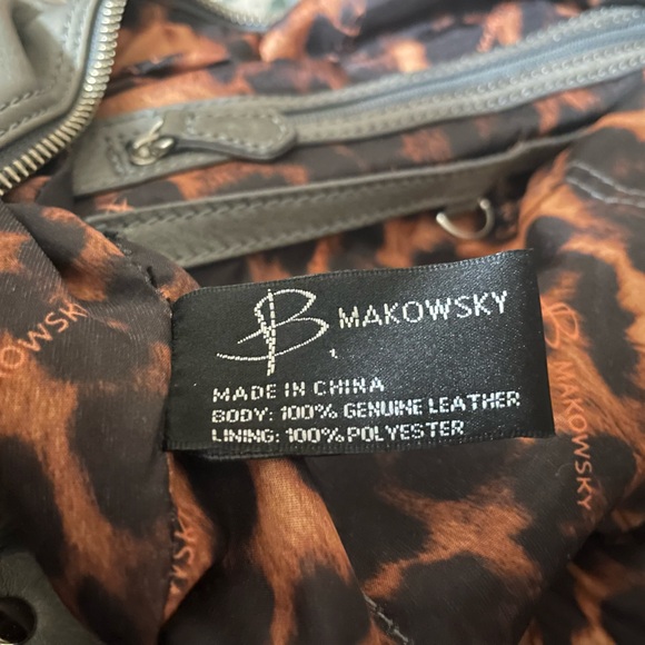 B Makowsky Leather Handbag - Picture 7 of 7